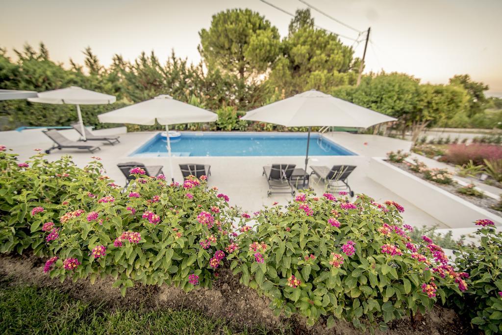 Pleiades Boutique Villas Kryopigí Eksteriør bilde
